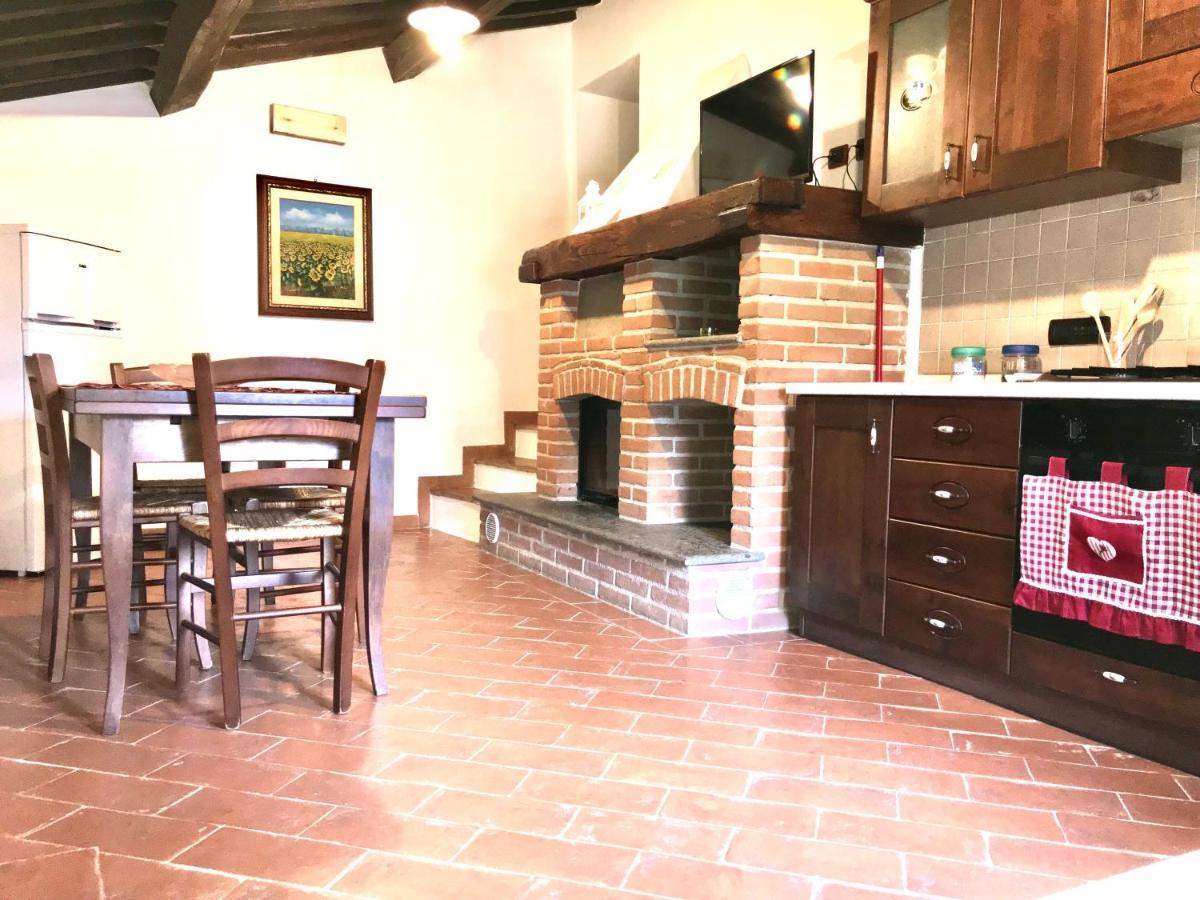 Agriturismo Podere Casano Radicofani Buitenkant foto
